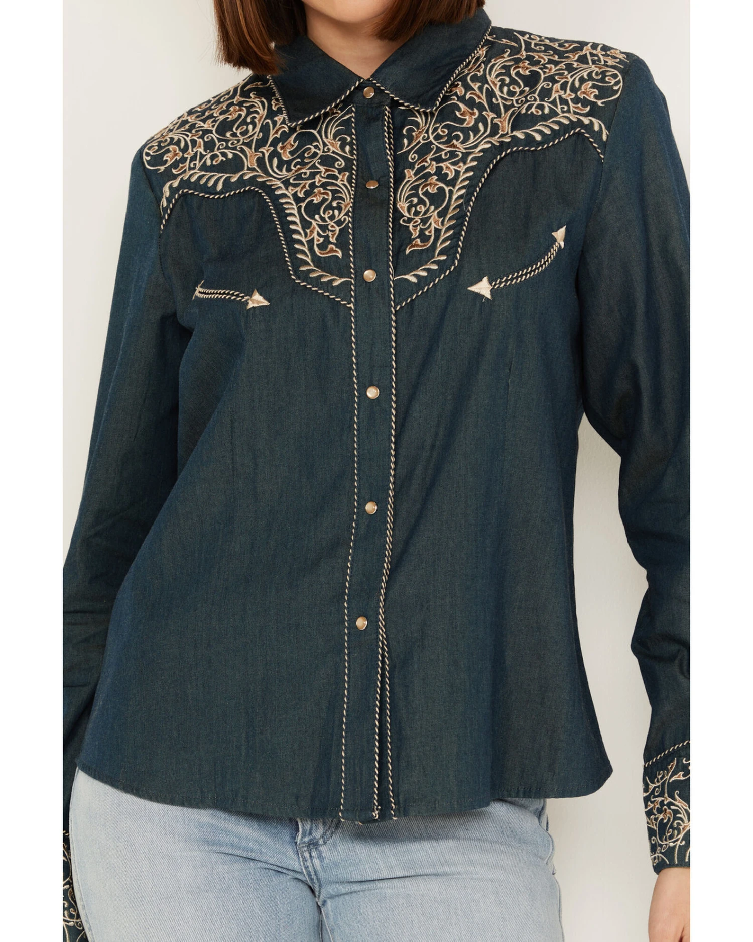 Scully Women's Vine Embroidered Long Sleeve Pearl Snap Western Shirt 4 Scully Women's Vine Embroidered Long Sleeve Pearl Snap Western Shirt - Image 2