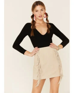 Double D Ranchwear Women's Gathered Stories Fringe Skirt 10 Double D Ranchwear Women's Gathered Stories Fringe Skirt -Ariat Store 2000337007 110 P2