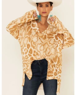 Show Me Your Mumu Women's Sand Cliffside Cheetah Print Pullover Sweater -Ariat Store 2000339451 295 P2