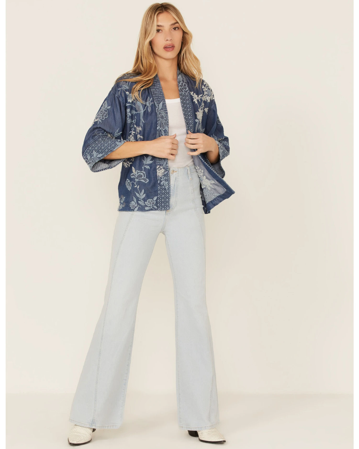 Johnny Was Women's Jacqueline Cropped Kimono 4 Johnny Was Women's Jacqueline Cropped Kimono - Image 2