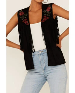Maggie Sweet Women's Guajira Floral Fringe Vest 8 Maggie Sweet Women's Guajira Floral Fringe Vest -Ariat Store 2000365859 001 P3