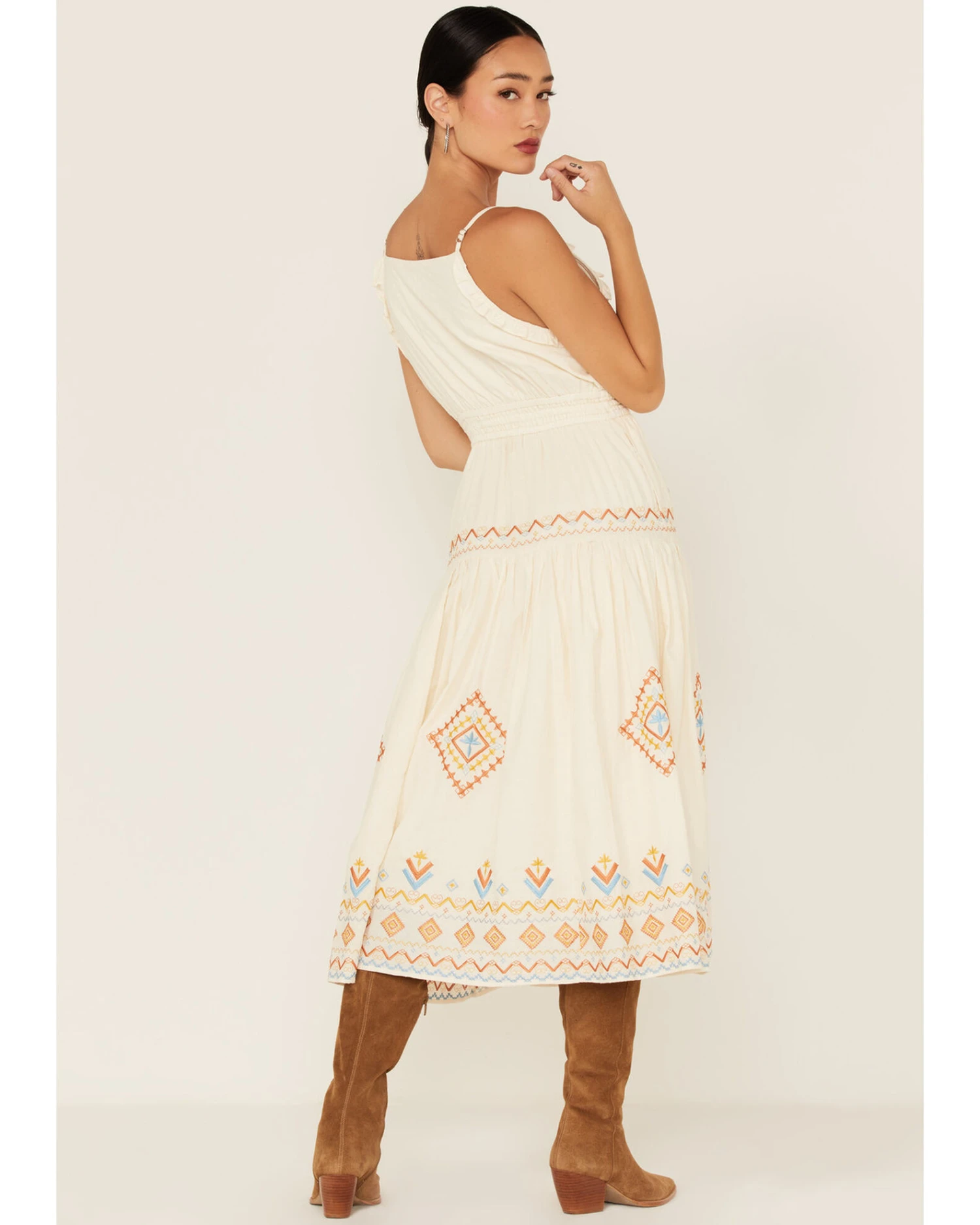 Miss Me Women's Southwestern Embroidered Tiered Midi Dress 5 Miss Me Women's Southwestern Embroidered Tiered Midi Dress - Image 3
