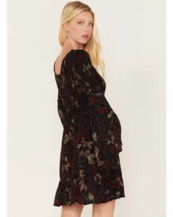 Shyanne Women's Paisley Print Smocked Tiered Dress 8 Shyanne Women's Paisley Print Smocked Tiered Dress -Ariat Store 2000373034 001 P4