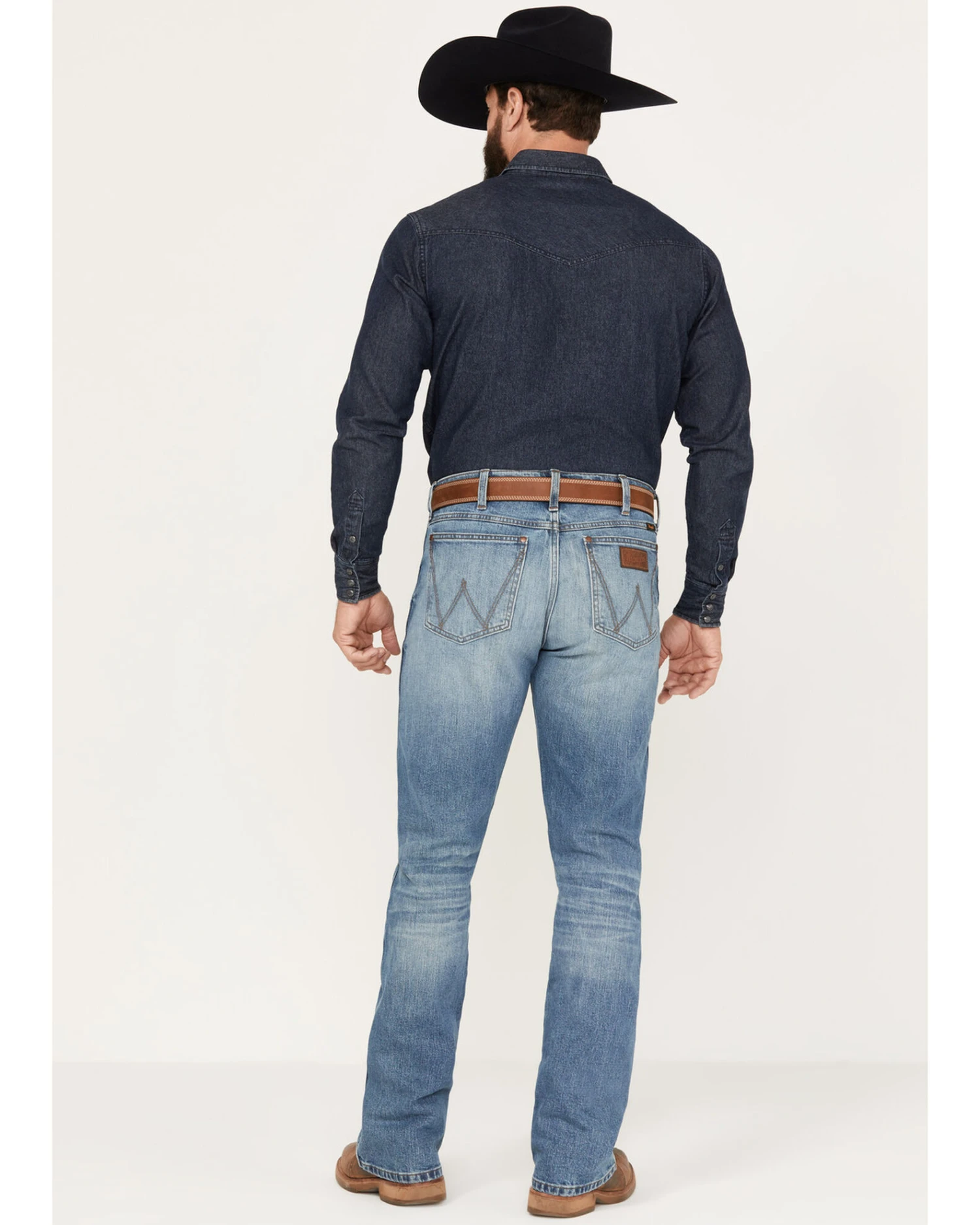 Wrangler Retro Men's 77MWP Medium Wash Slim Boot Stretch Denim Jeans 4 Wrangler Retro Men's 77MWP Medium Wash Slim Boot Stretch Denim Jeans - Image 2