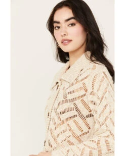 Cleo + Wolf Women's Cropped Boxy Cardigan -Ariat Store 2000382943 295 P2