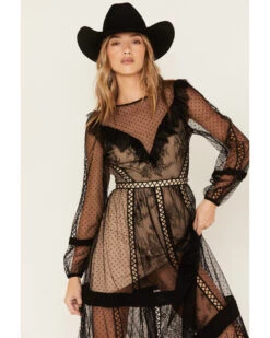 Wonderwest Women's Sheer Lace Long Sleeve Dress -Ariat Store 2000383188 001 P4