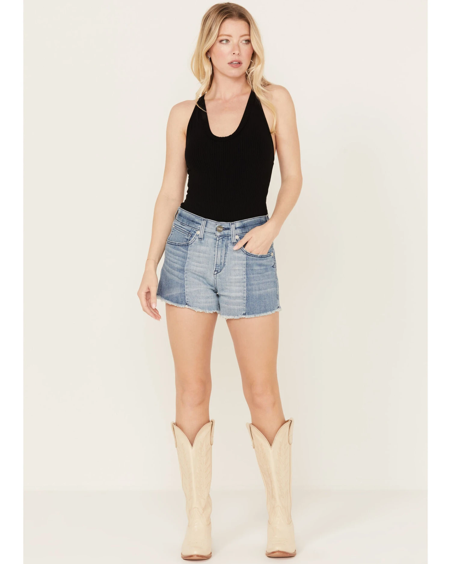 Ariat Women's Jazmine 3" Shorts 6 Ariat Women's Jazmine 3" Shorts - Image 4