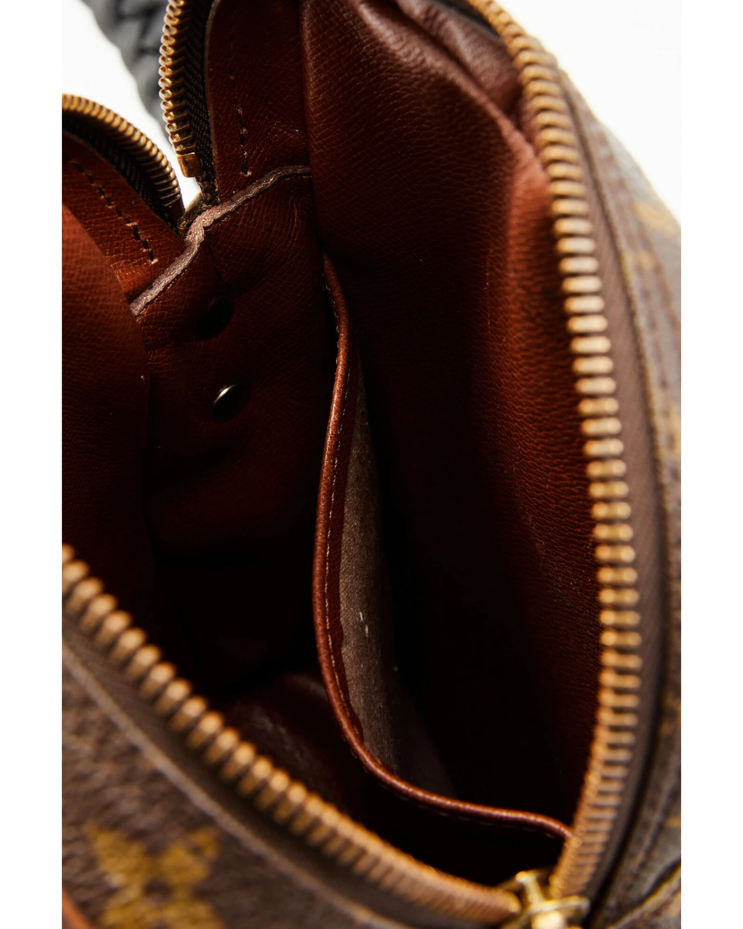 Vintage Boho Women's Side Kick Crossbody 5 Vintage Boho Women's Side Kick Crossbody - Image 3